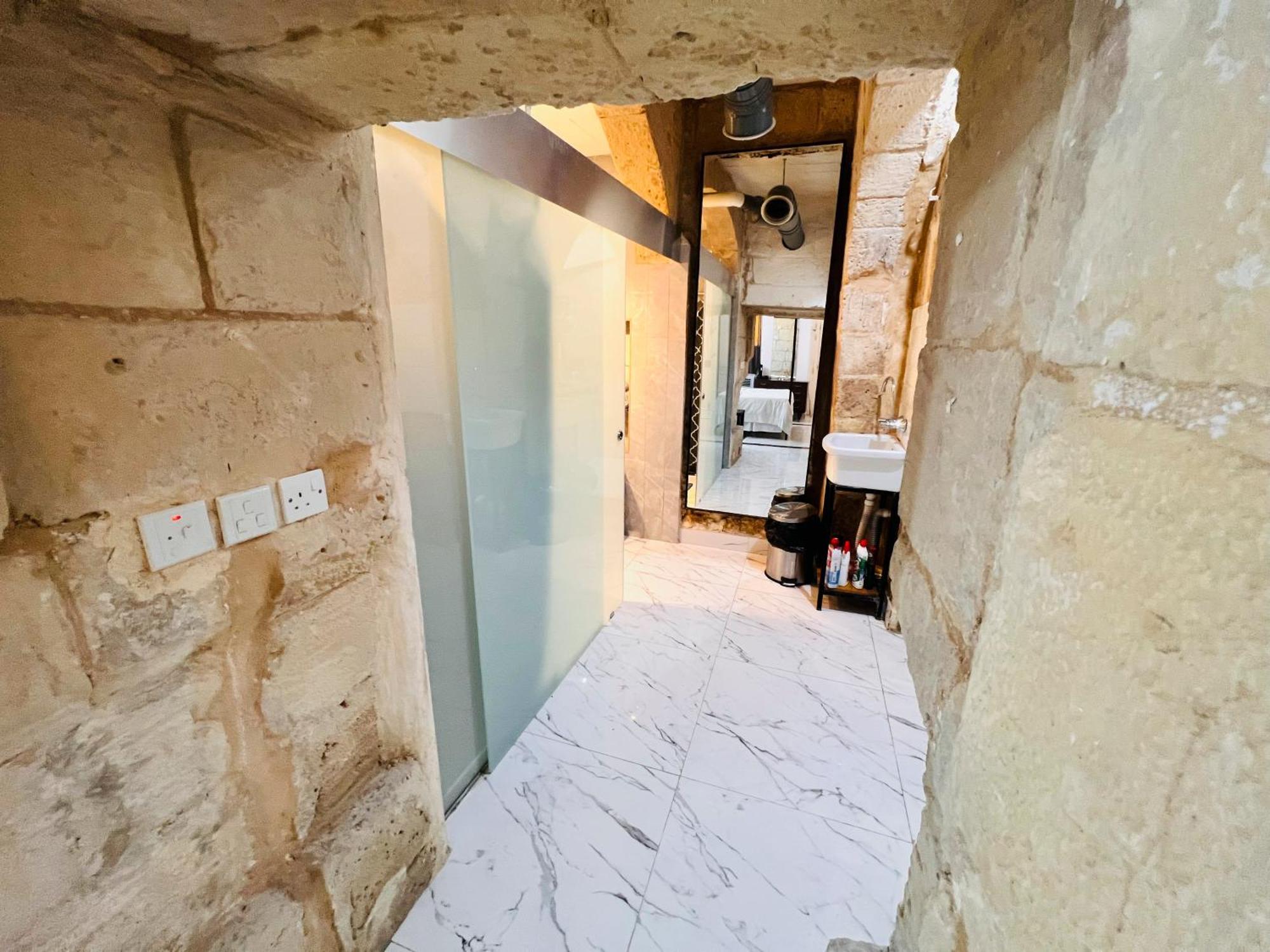 Charming Townhouse Prime Area Valletta Apartment ภายนอก รูปภาพ